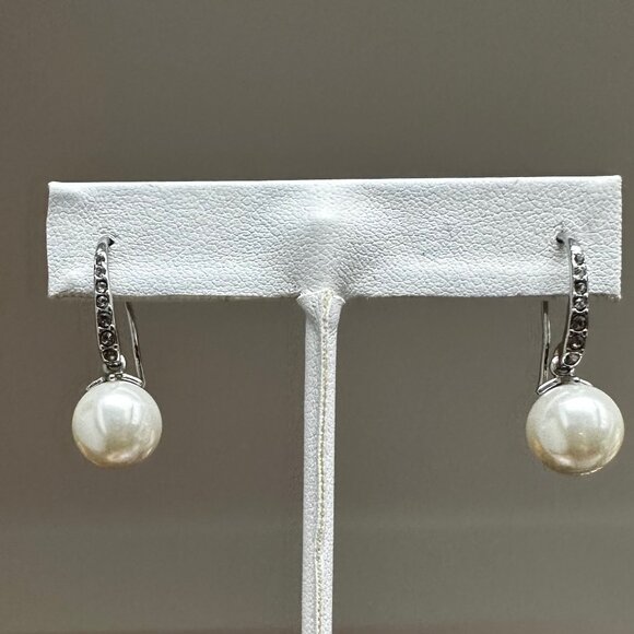 Elegant Pearl Drop Earrings With Crystal Accented Hook Classic Bridal Jewelry - Picture 3 of 5